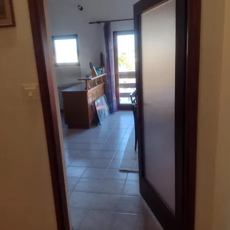 Tomi Brodarica (Sibenik-Knin)