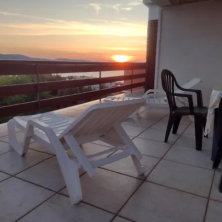 Apartament Tomi